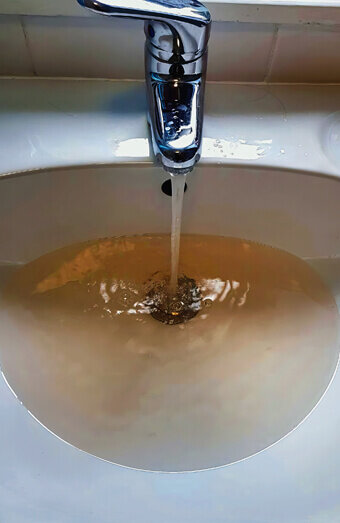 https://blockeddrainswarwick.com.au/uploads/2025/07/blocked-sink-12726.jpg