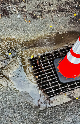 https://blockeddrainswarwick.com.au/uploads/2025/07/stormwater-drains-60987.jpg
