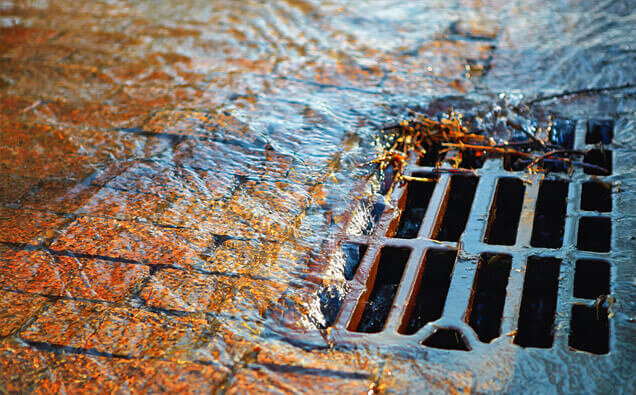 https://blockeddrainswarwick.com.au/uploads/2025/07/stormwater-drains-91028.jpg